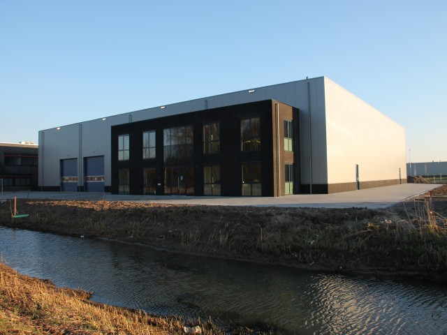 Nieuwbouw bedrijfspand Plettenburglaan Geldermalsen